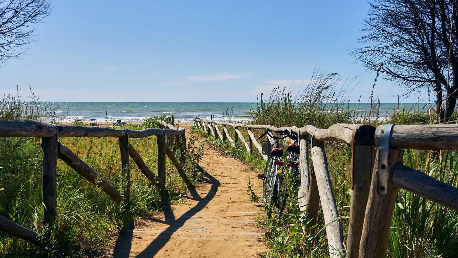 Cozy Studio Apartment With Shared Pool - Beahost Bibione 0*,
